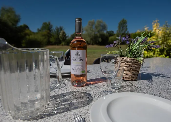 Bleu Nr 38 Nyaraló Lacapelle-Marival